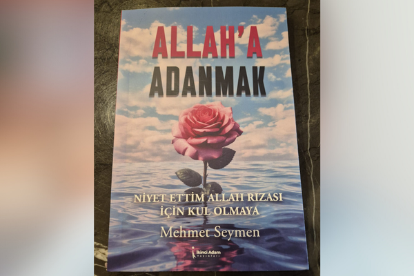 Mehmet Seymen: İlmi Birikimini Yazıya Taşıyan Eğitimci Yazar